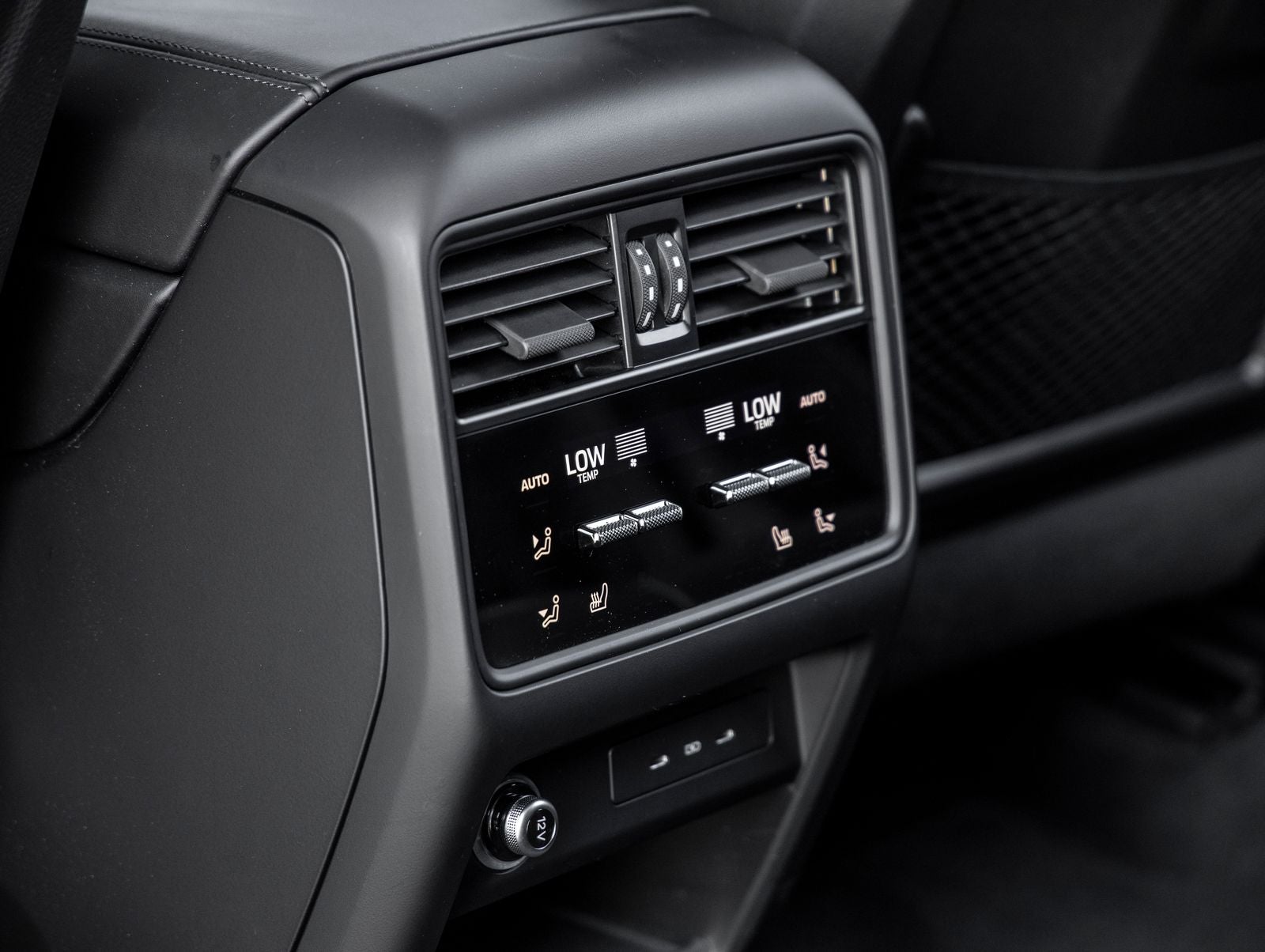 2025 Porsche Cayenne GTS
