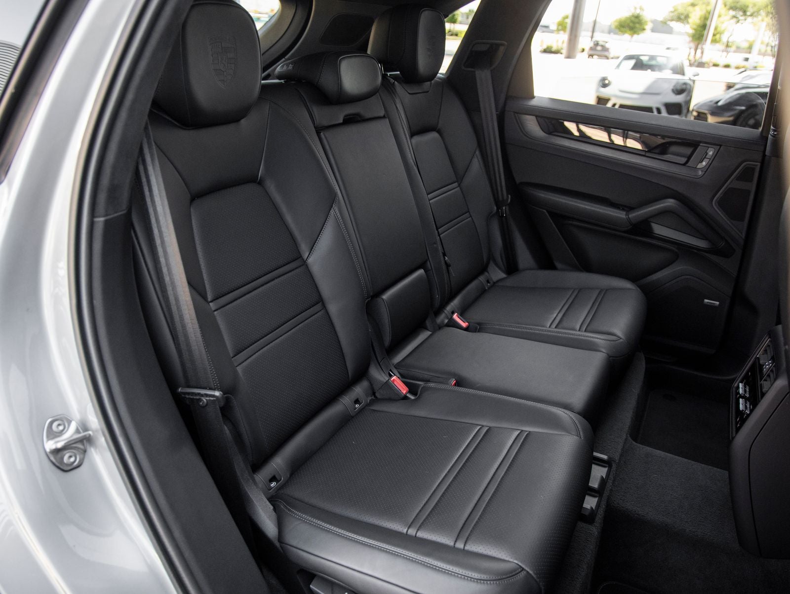 2025 Porsche Cayenne GTS