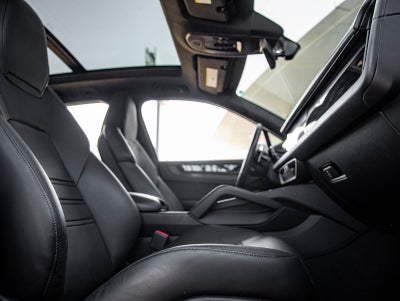 2025 Porsche Cayenne GTS