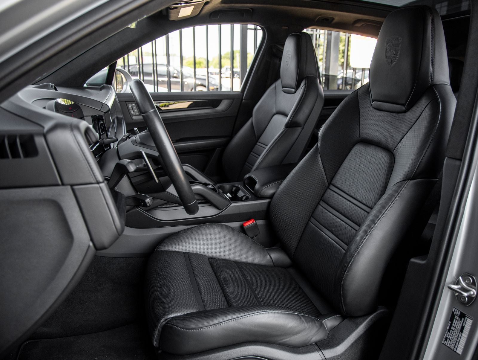 2025 Porsche Cayenne GTS