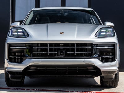 2025 Porsche Cayenne GTS