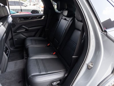 2026 Porsche Cayenne Cayenne GTS