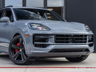 2026 Porsche Cayenne Cayenne GTS