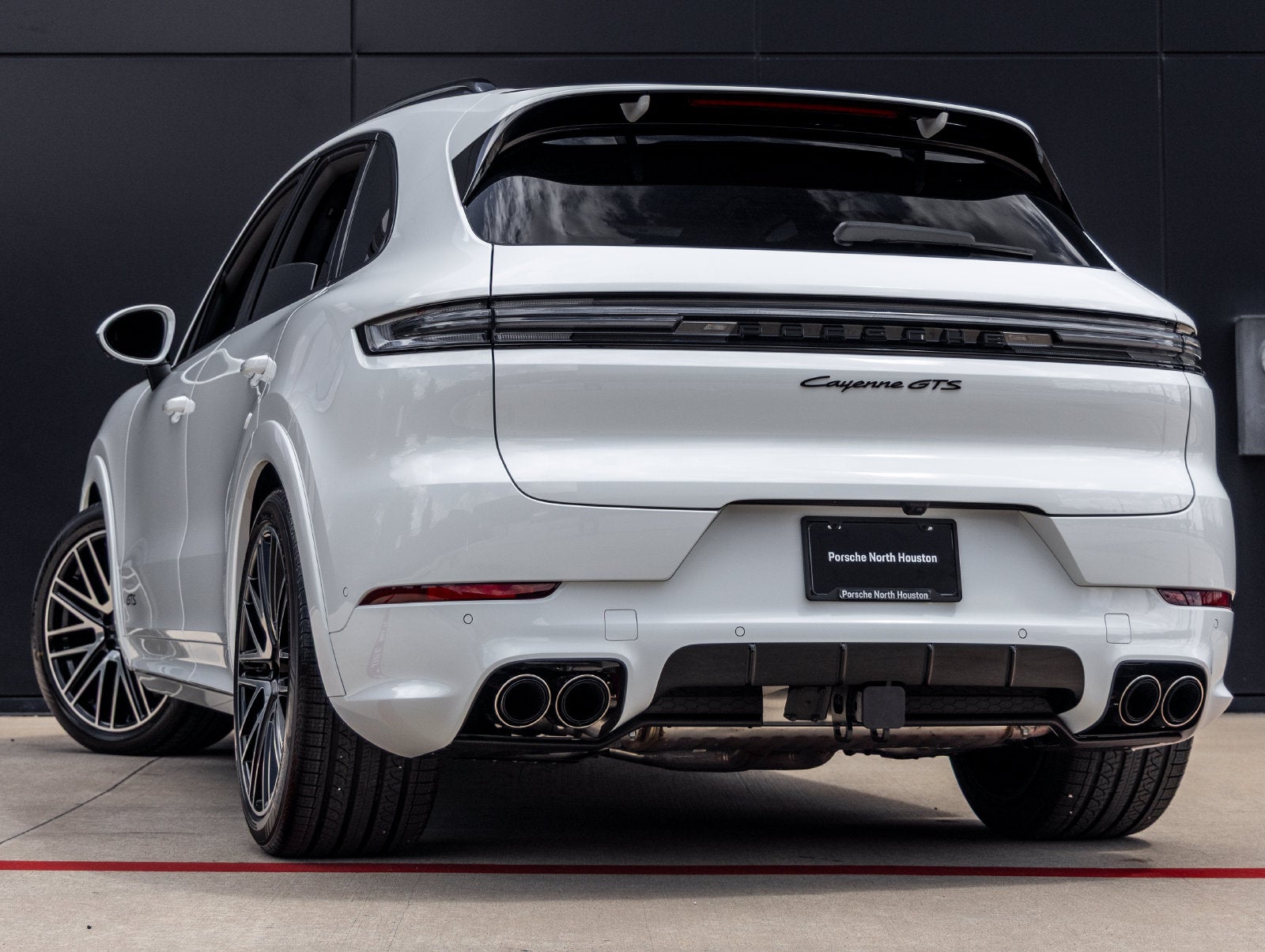 2026 Porsche Cayenne Cayenne GTS