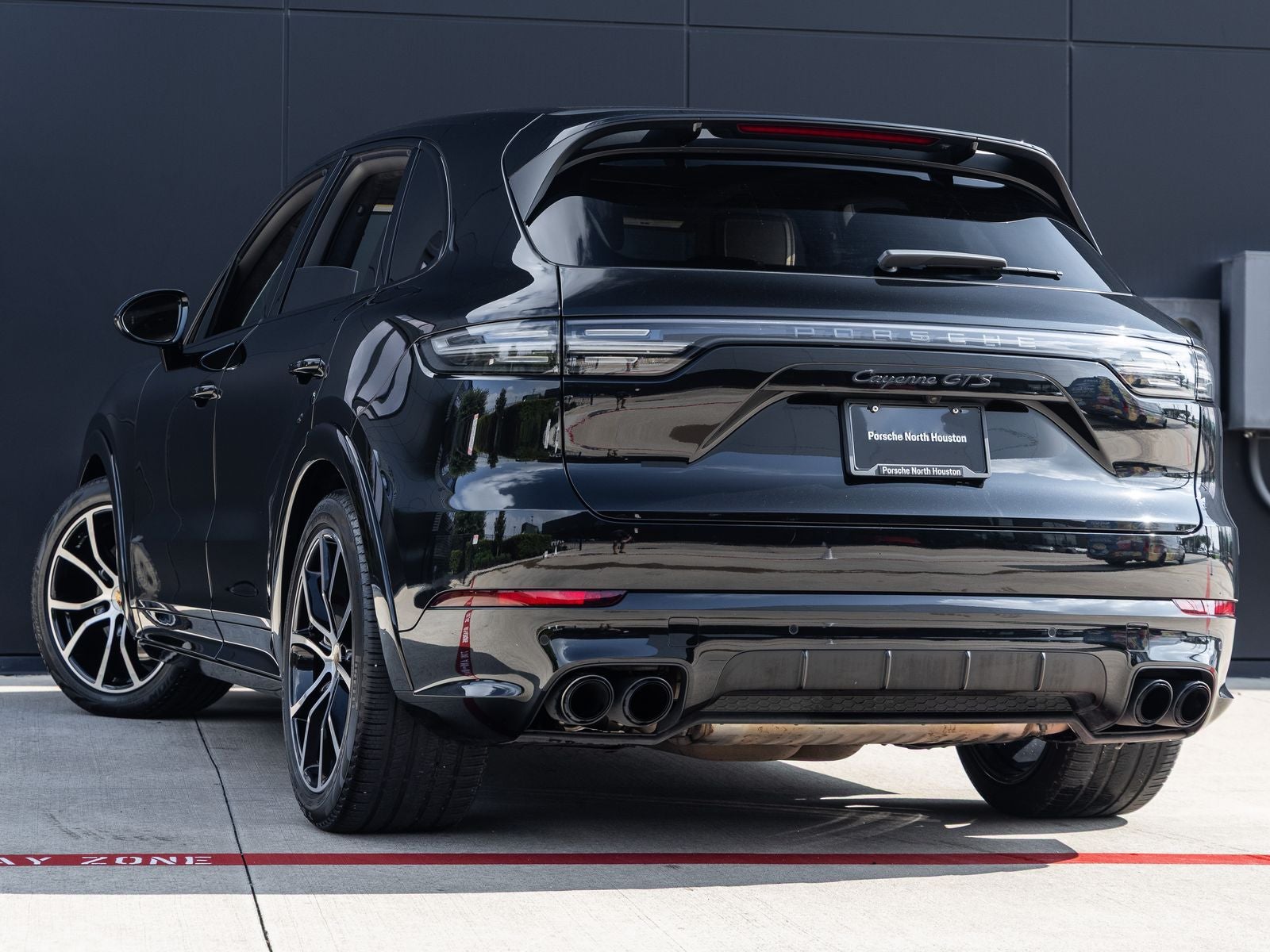 2023 Porsche Cayenne Cayenne GTS (MY23)