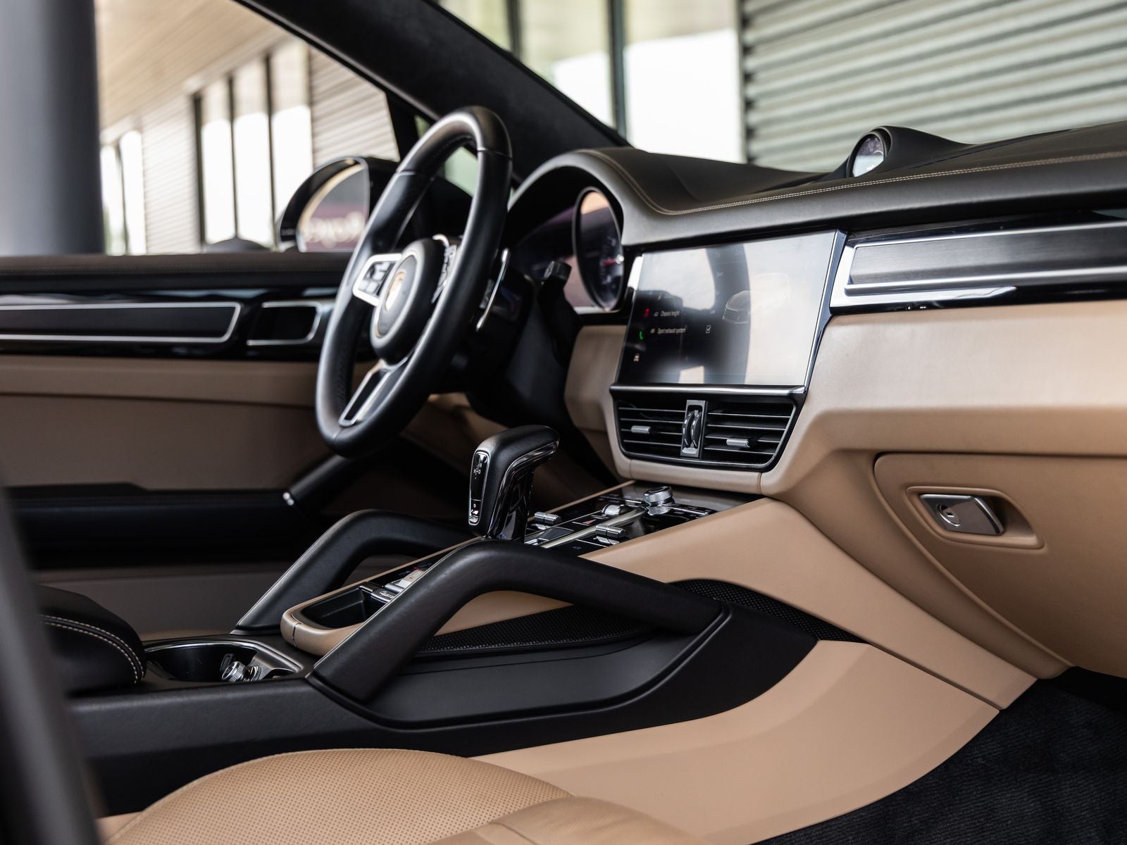 2023 Porsche Cayenne Cayenne GTS (MY23)
