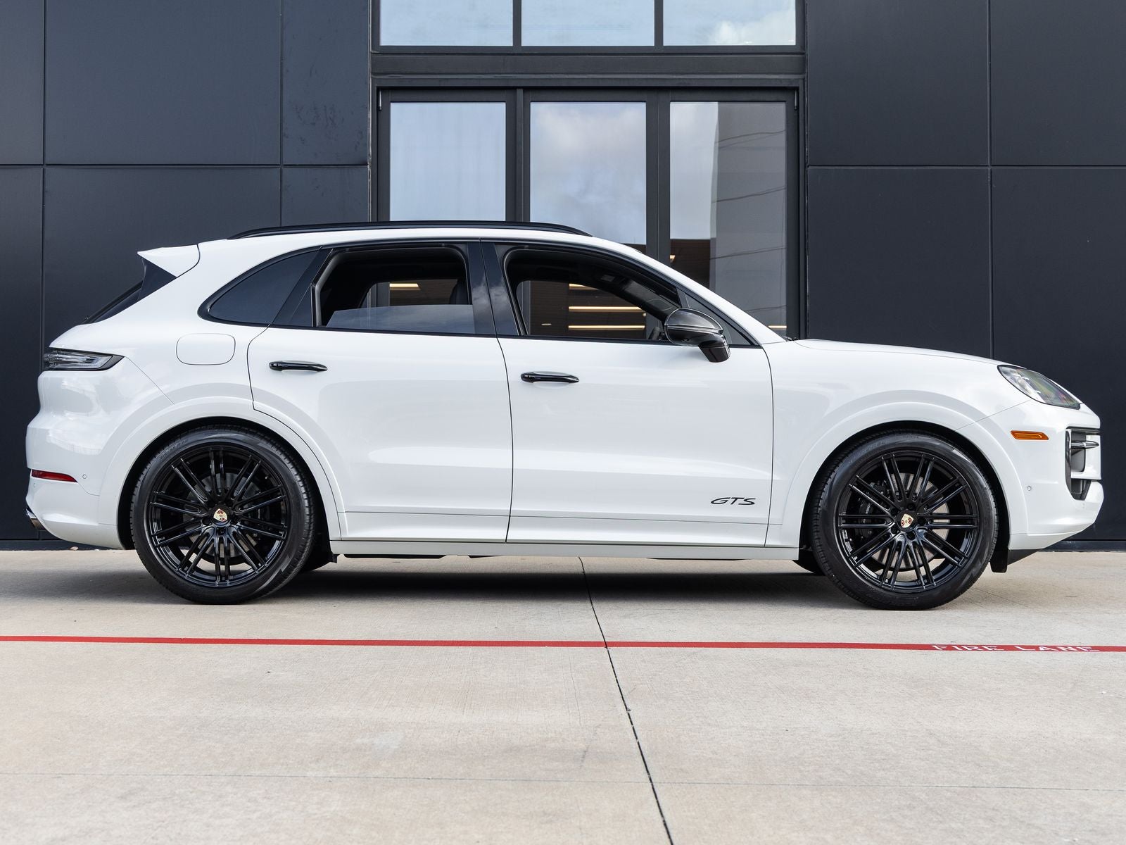 2025 Porsche Cayenne Cayenne GTS