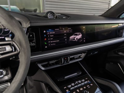 2025 Porsche Cayenne Cayenne GTS
