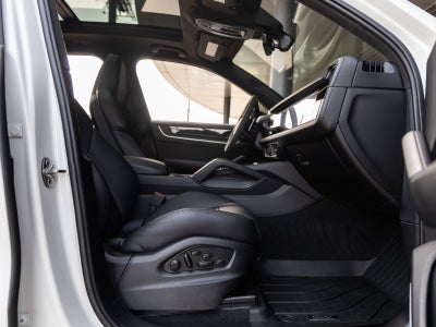2025 Porsche Cayenne Cayenne GTS