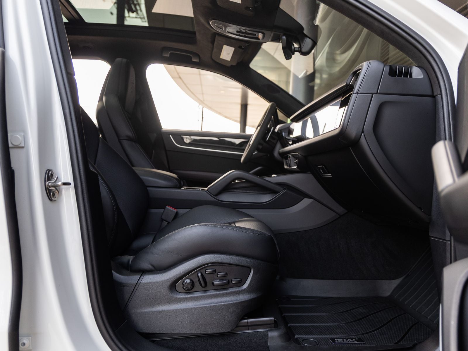 2025 Porsche Cayenne Cayenne GTS