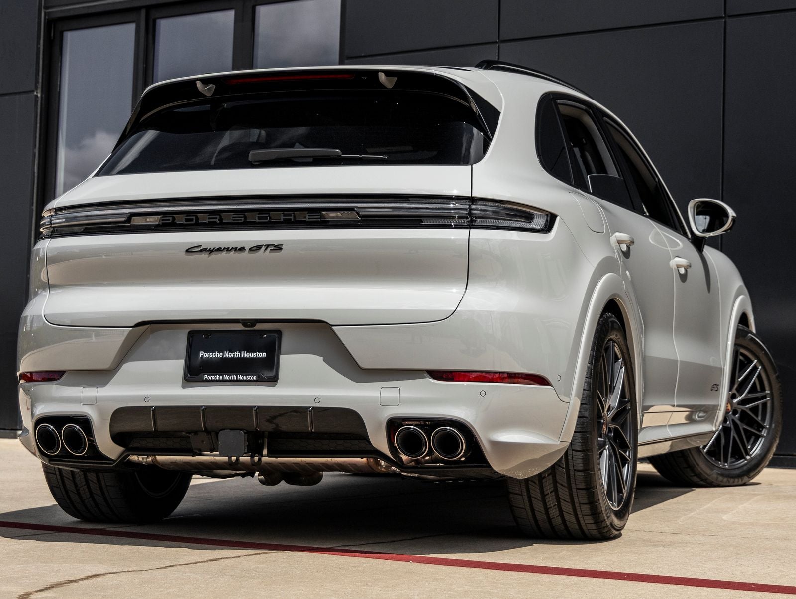 2025 Porsche Cayenne Cayenne GTS
