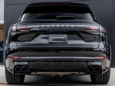 2022 Porsche Cayenne E-Hybrid Cayenne Turbo S E-Hybrid (MY22)