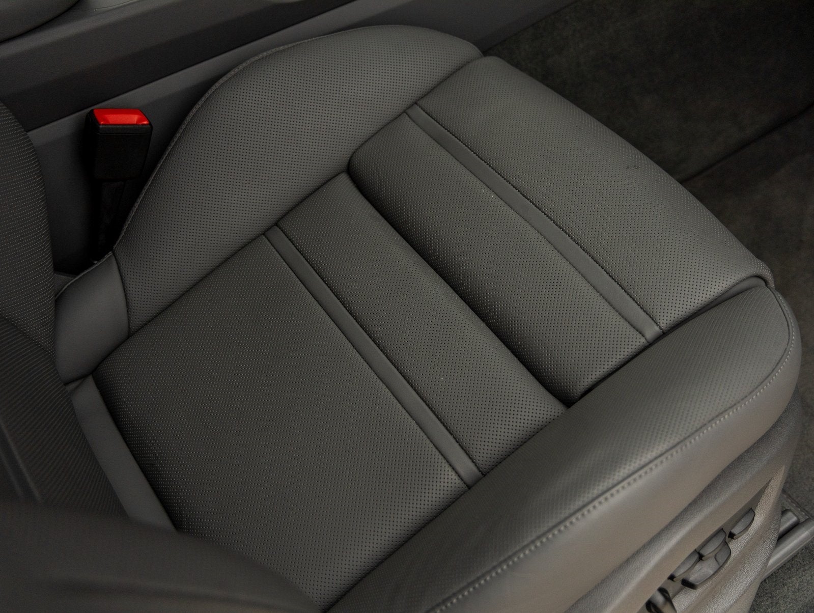 2022 Porsche Cayenne E-Hybrid Cayenne Turbo S E-Hybrid (MY22)