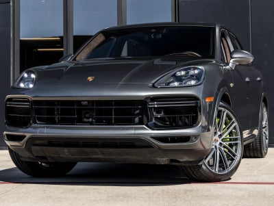 2023 Porsche Cayenne E-Hybrid Cayenne Turbo S E-Hybrid (MY23)