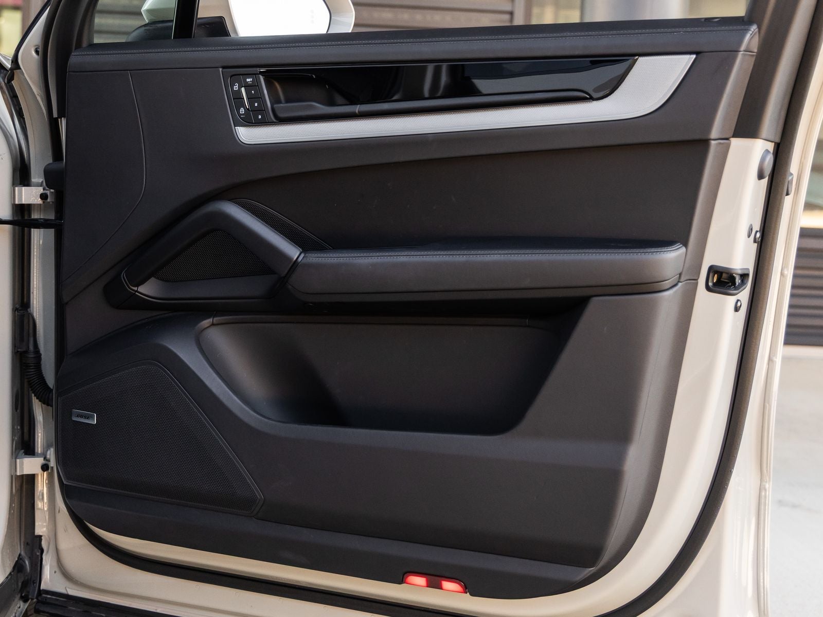 2024 Porsche Cayenne Cayenne S (MY24)