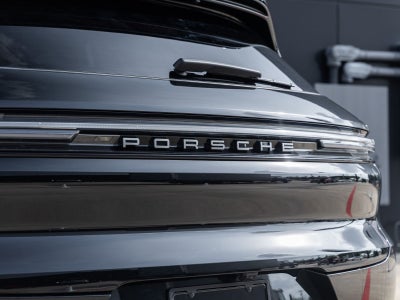 2025 Porsche Cayenne Turbo E-Hybrid
