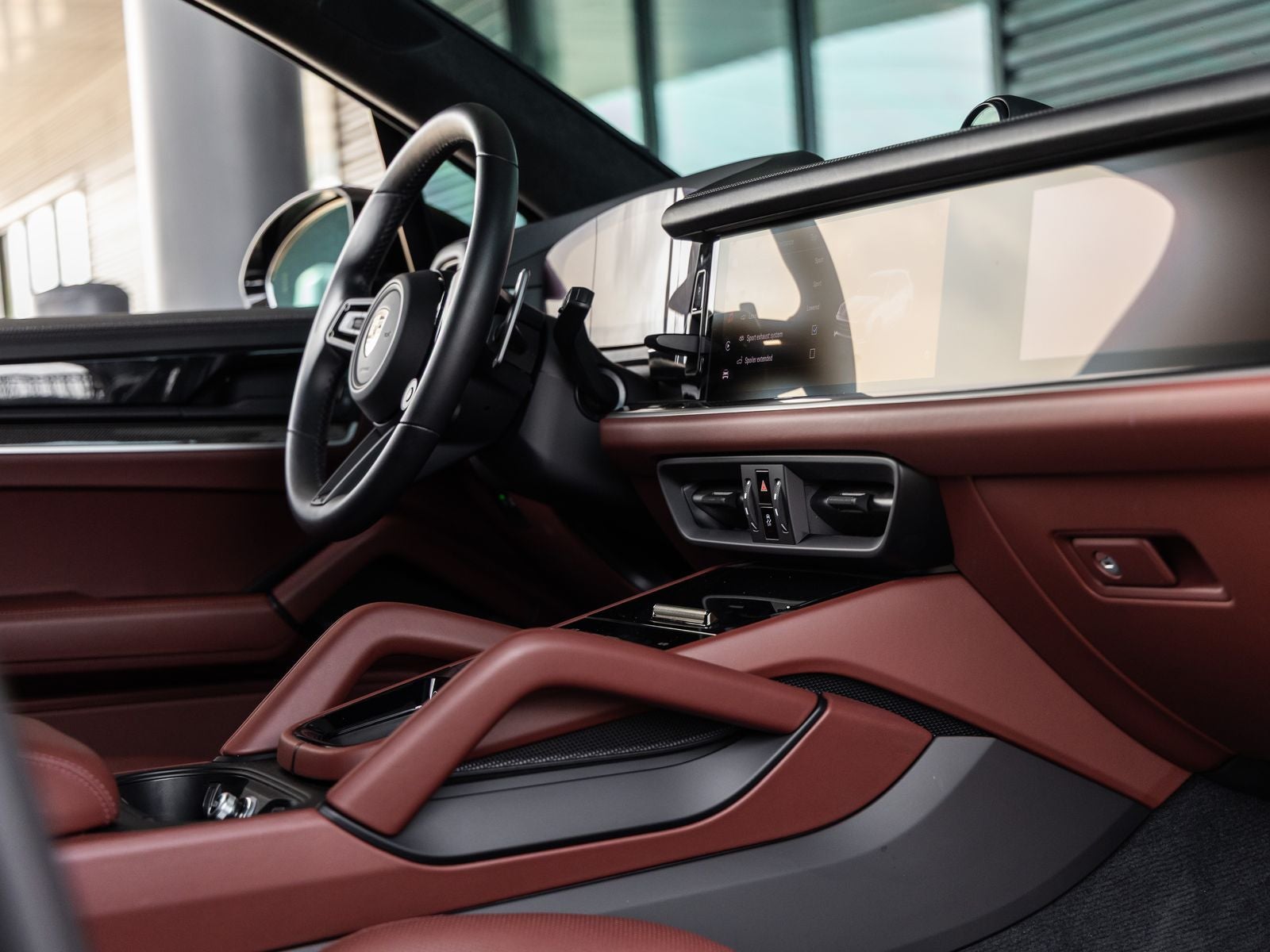 2025 Porsche Cayenne Turbo E-Hybrid