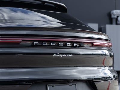 2024 Porsche Cayenne Coupe