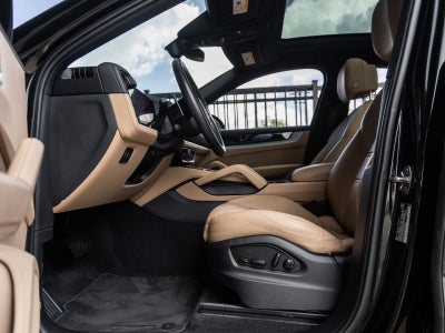 2024 Porsche Cayenne Coupe
