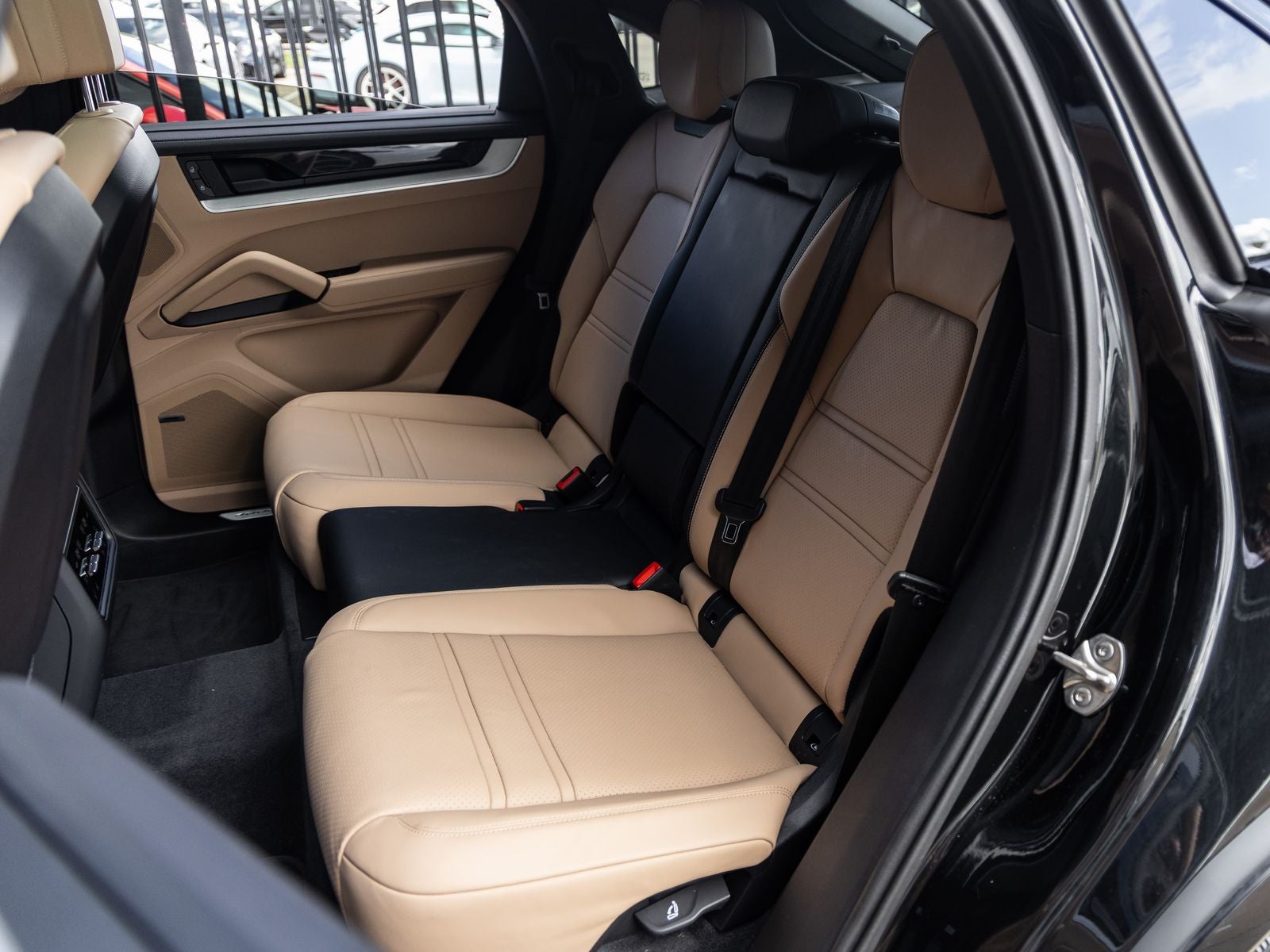 2024 Porsche Cayenne Coupe