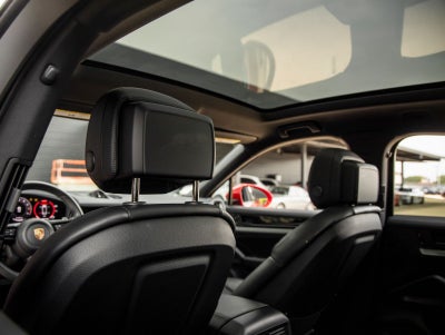 2024 Porsche Cayenne Coupe