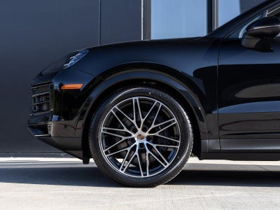 2026 Porsche Cayenne Coupe Base