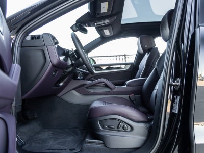2026 Porsche Cayenne Coupe Base