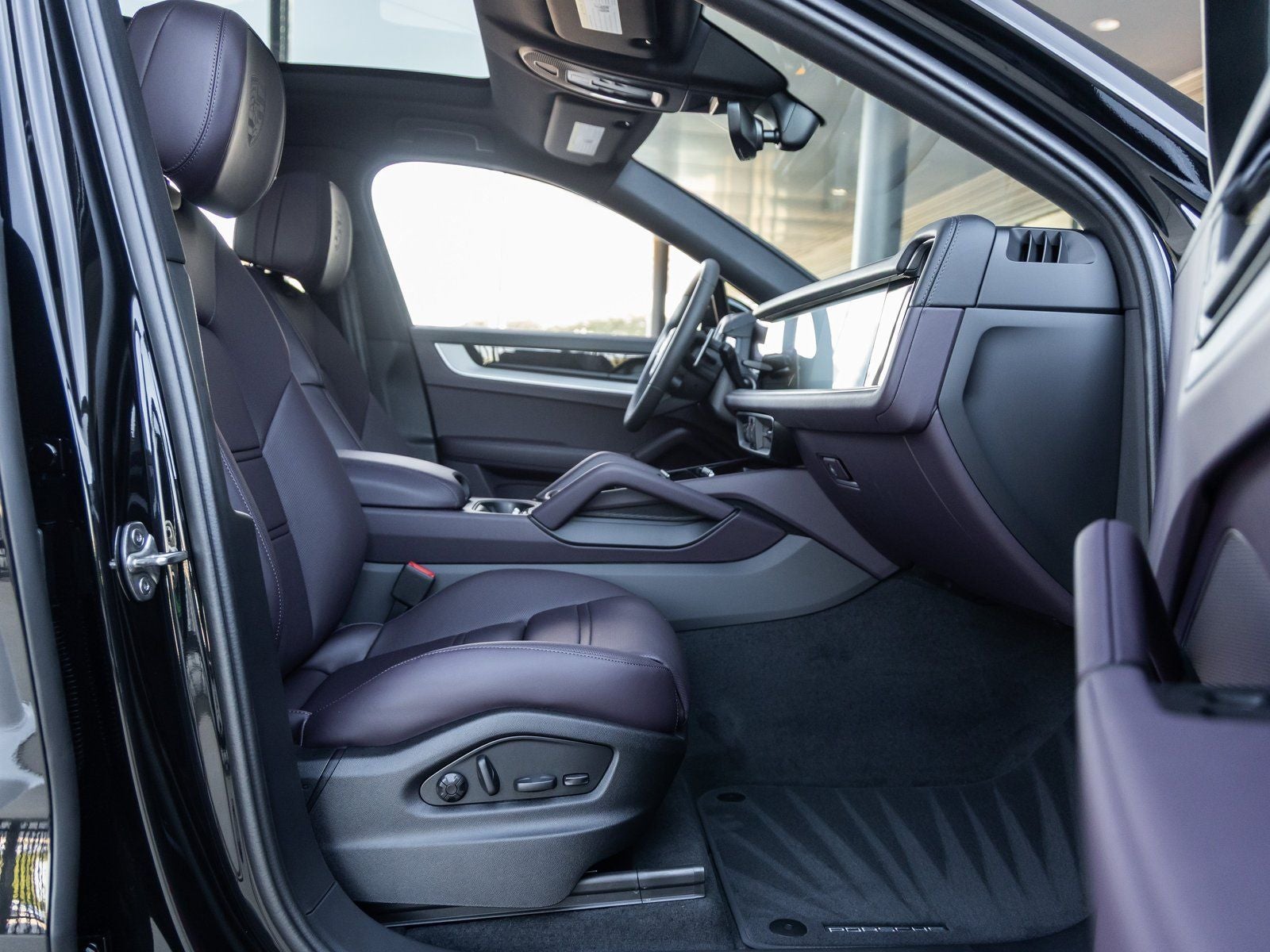 2026 Porsche Cayenne Coupe Base
