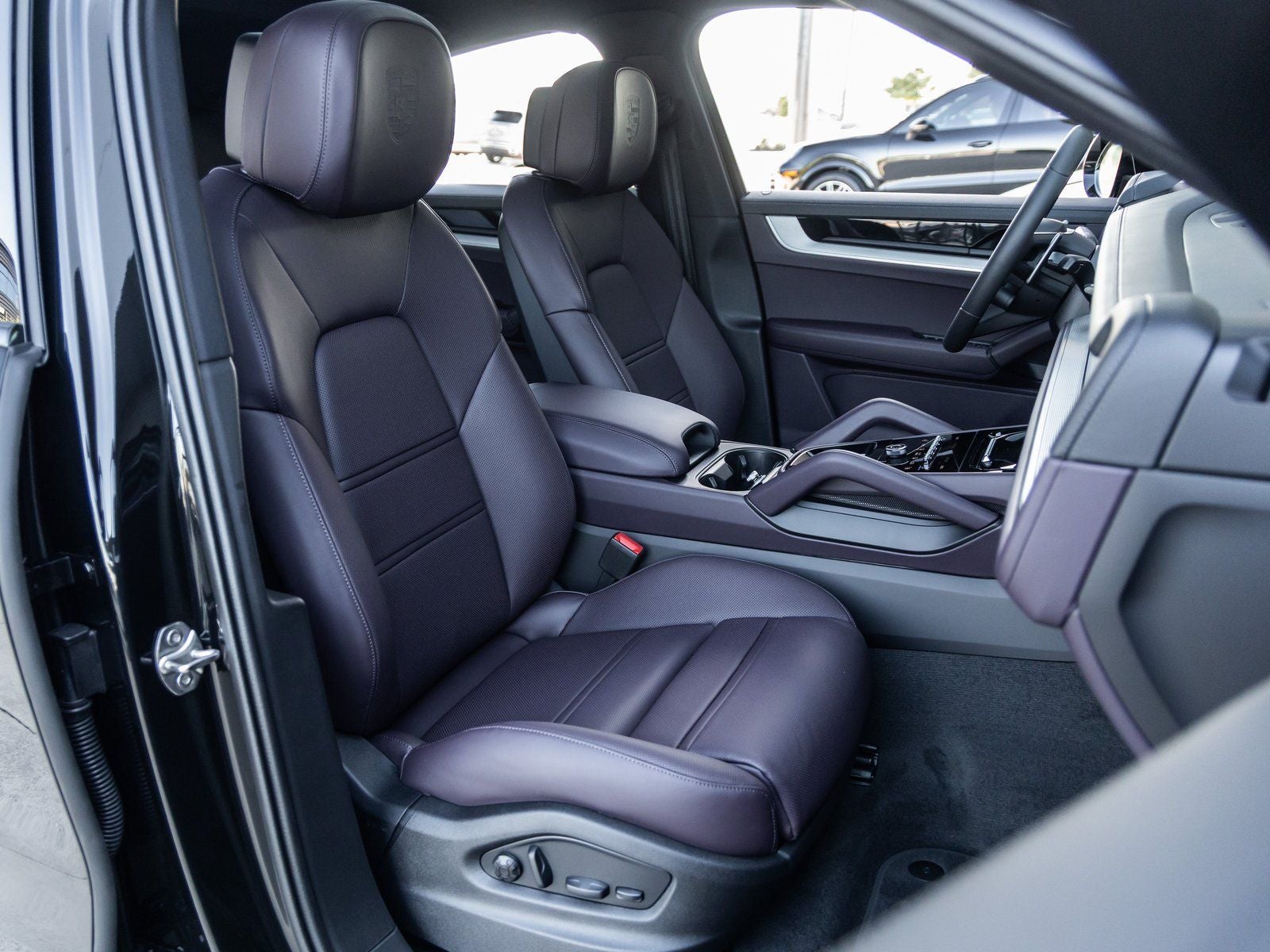 2026 Porsche Cayenne Coupe Base