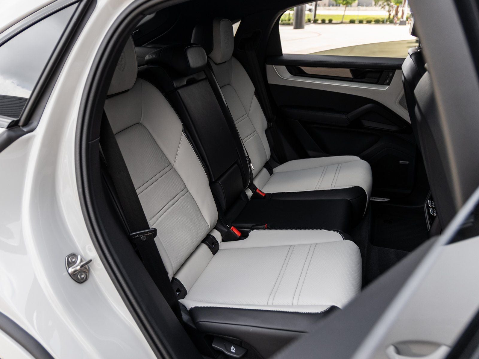 2026 Porsche Cayenne Coupe