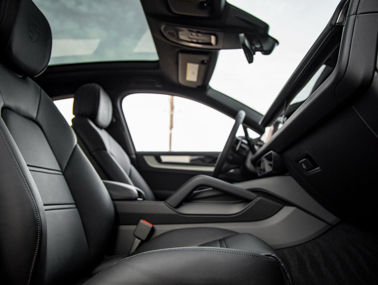 2026 Porsche Cayenne Coupe Base
