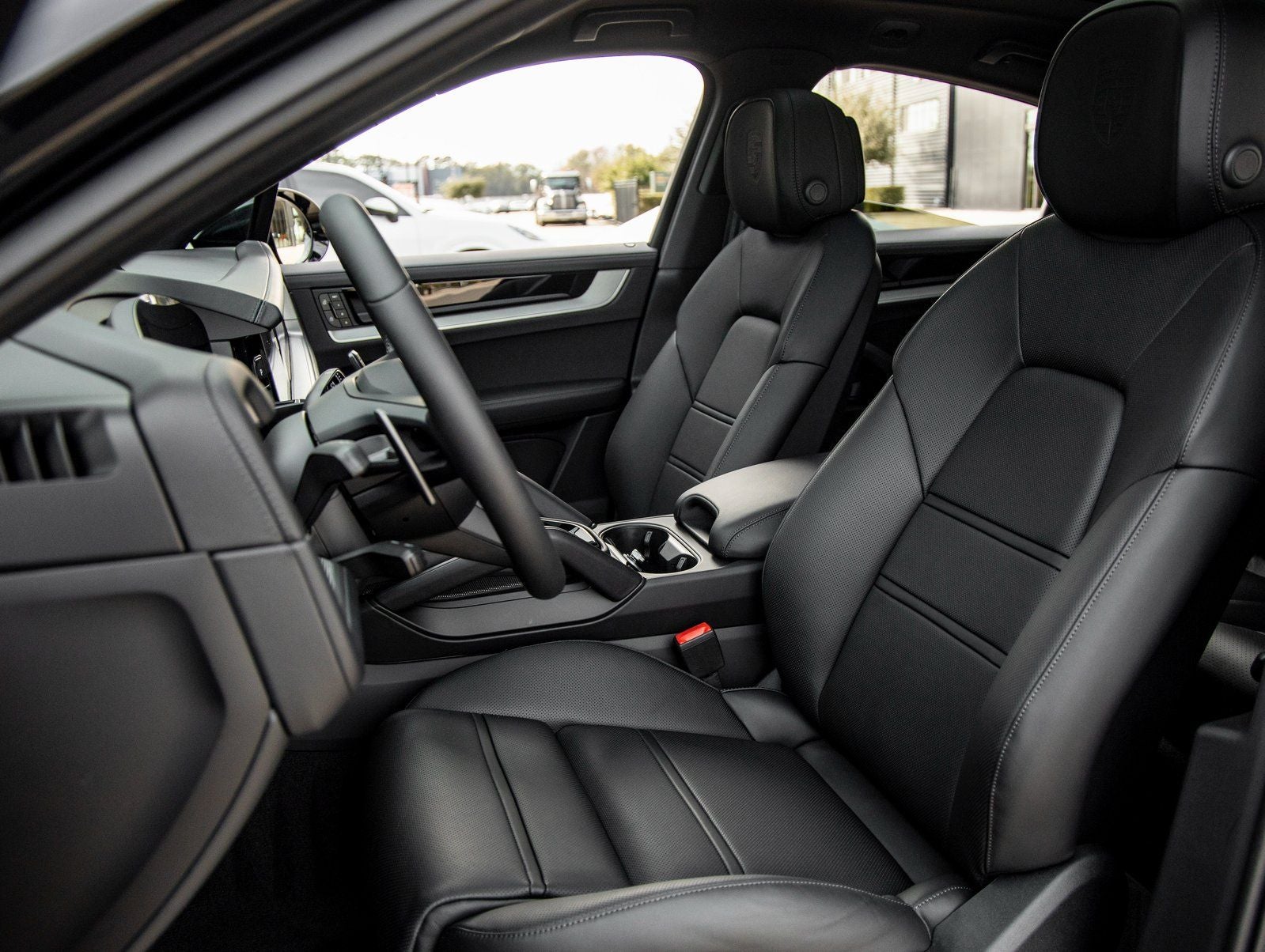 2026 Porsche Cayenne Coupe Base