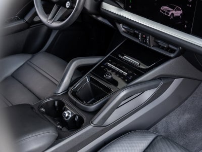 2025 Porsche Cayenne Coupe Coupe AWD