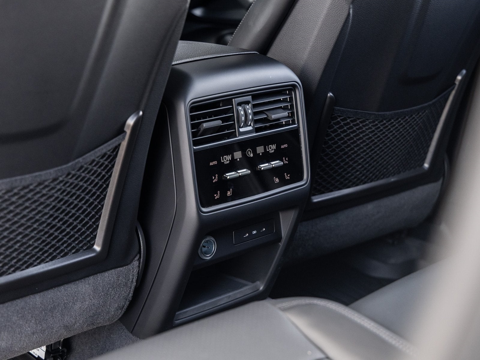 2025 Porsche Cayenne Coupe Coupe AWD