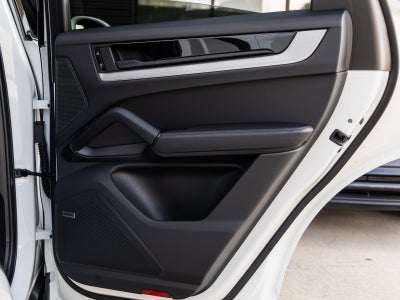 2025 Porsche Cayenne Coupe Coupe AWD