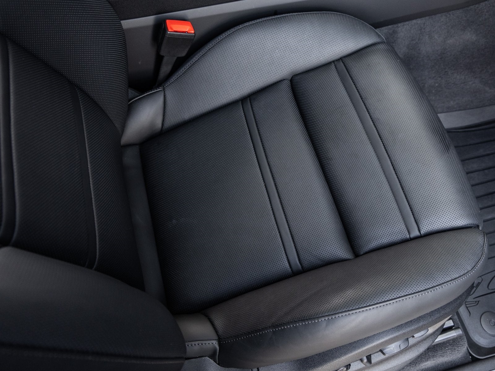 2025 Porsche Cayenne Coupe Coupe AWD