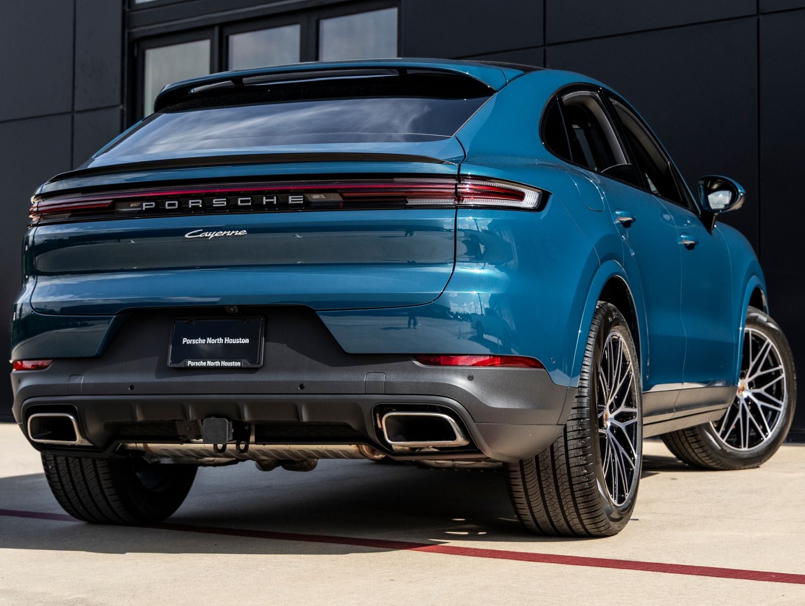 2025 Porsche Cayenne Coupe