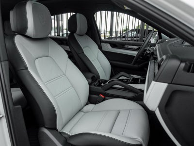 2026 Porsche Cayenne Coupe Cayenne Coupe