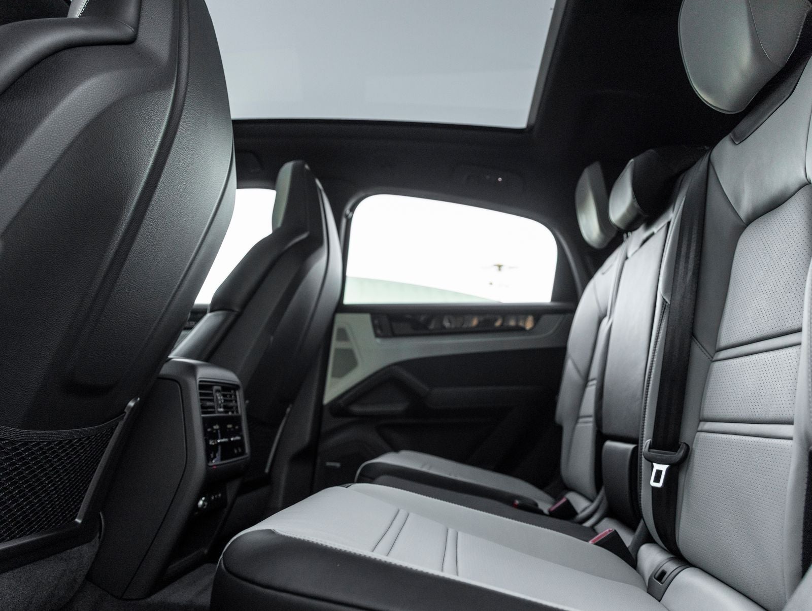 2026 Porsche Cayenne Coupe