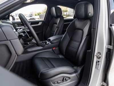 2026 Porsche Cayenne Cayenne Coupe