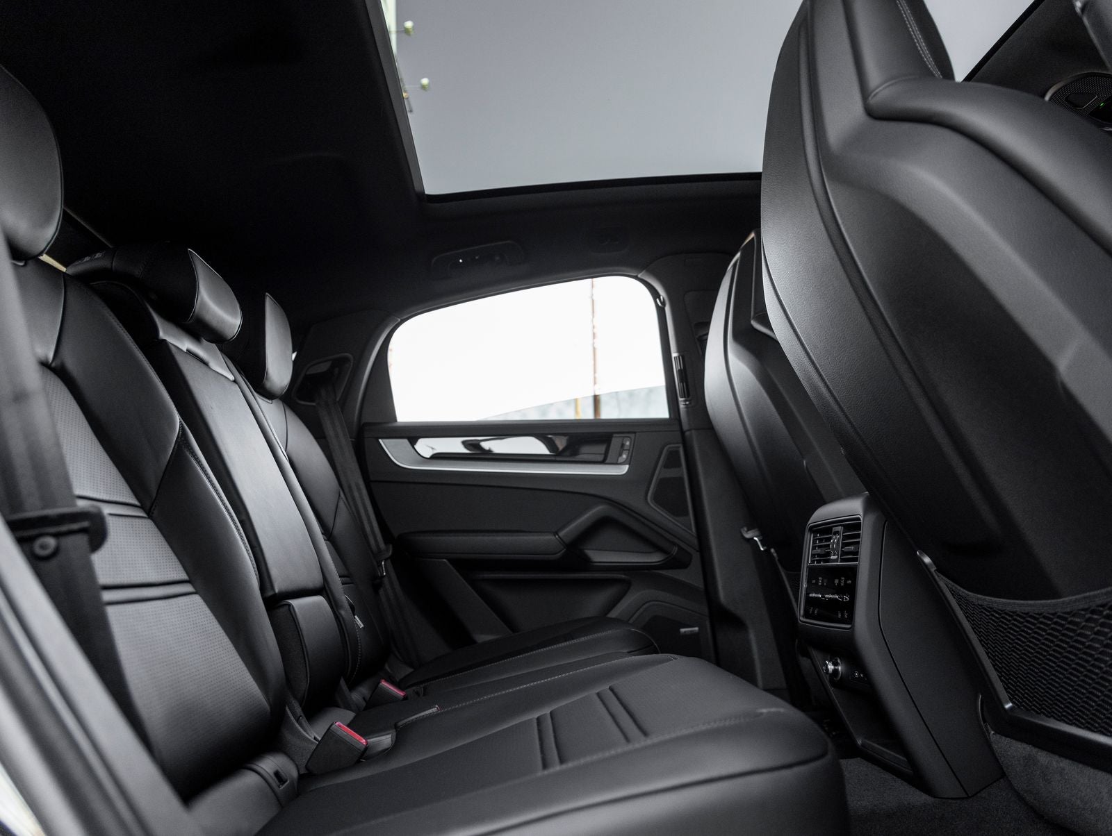 2026 Porsche Cayenne Coupe