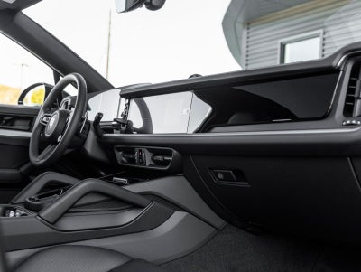 2026 Porsche Cayenne Coupe