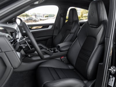 2026 Porsche Cayenne Coupe