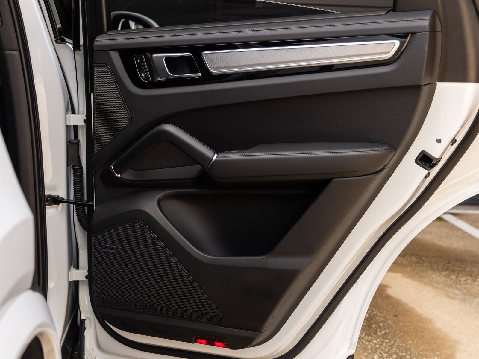2023 Porsche Cayenne Cayenne S Coupe Platinum Edition