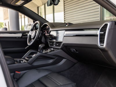 2023 Porsche Cayenne Cayenne S Coupe Platinum Edition