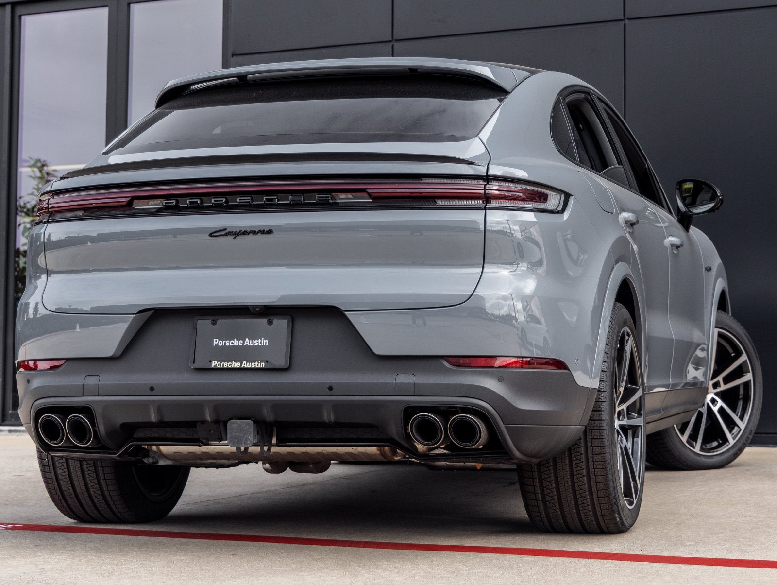 2025 Porsche Cayenne Cayenne E-Hybrid Coupe