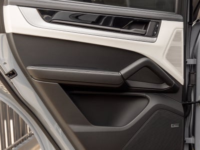 2025 Porsche Cayenne Cayenne E-Hybrid Coupe