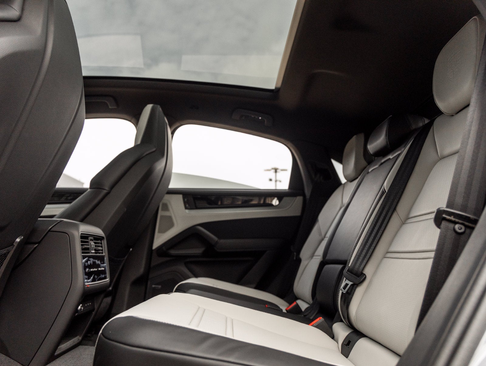2025 Porsche Cayenne Cayenne E-Hybrid Coupe