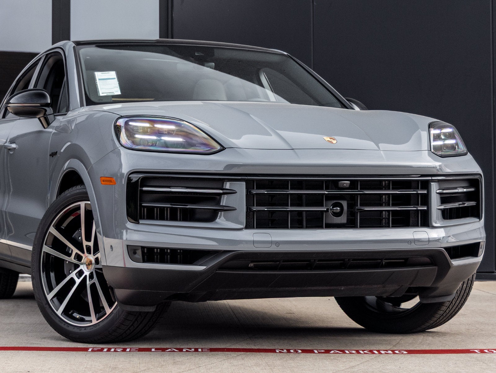 2025 Porsche Cayenne Cayenne E-Hybrid Coupe