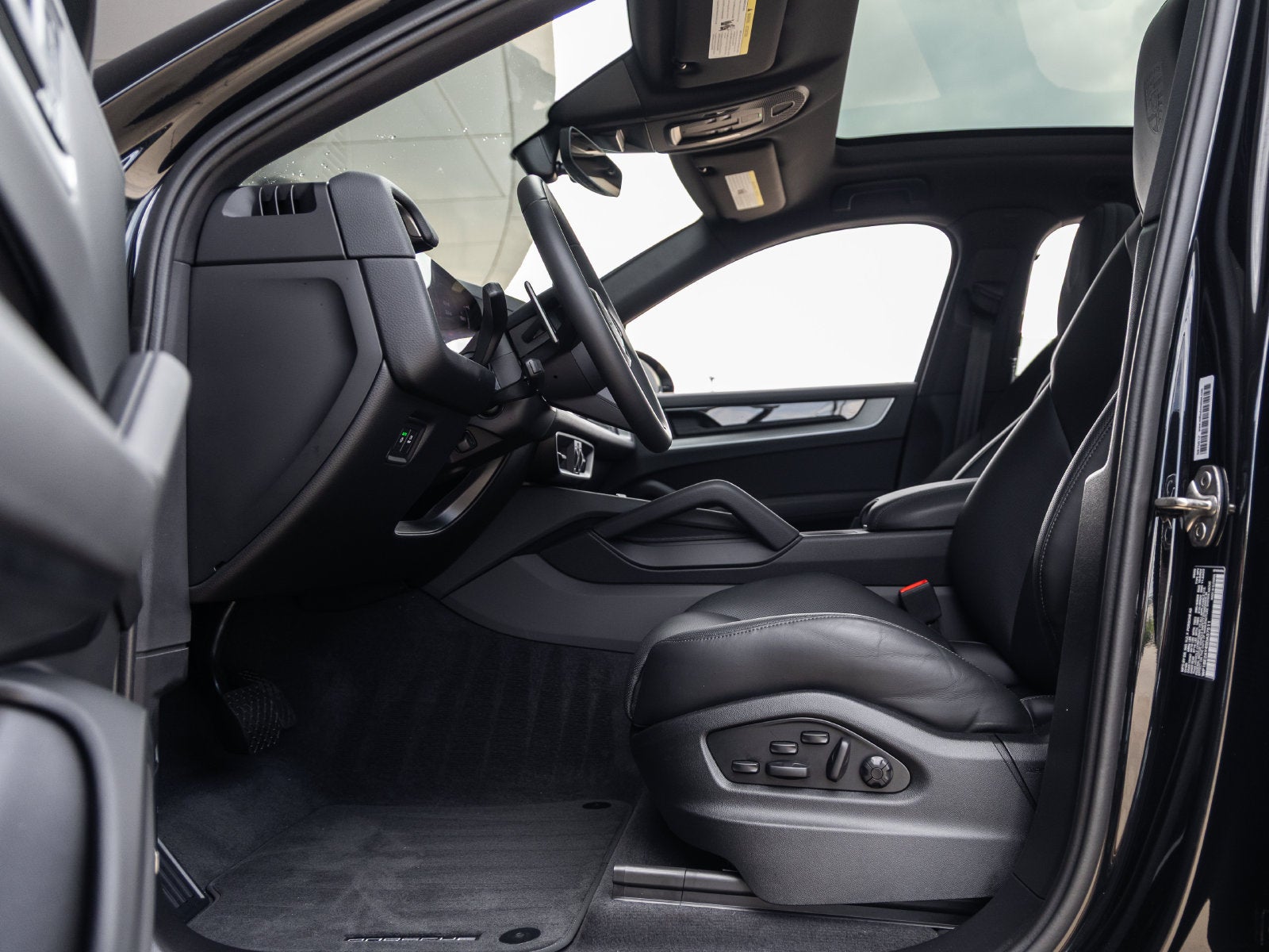 2025 Porsche Cayenne Cayenne E-Hybrid Coupe